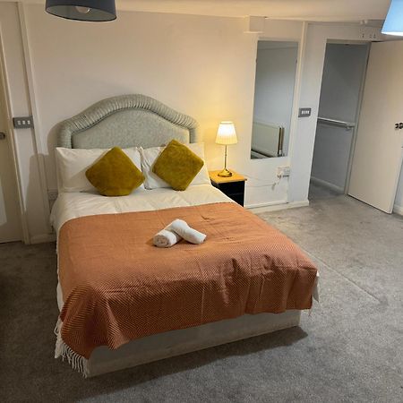 Modern En-Suite Rooms By Finsbury Park Station 8 Mins To King'S Cross By Tube London Exterior foto