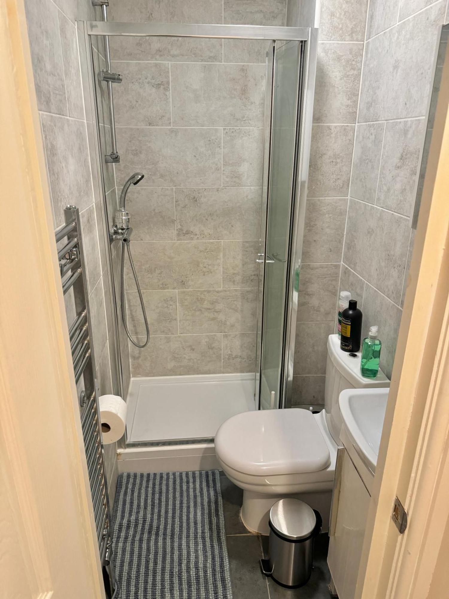 Modern En-Suite Rooms By Finsbury Park Station 8 Mins To King'S Cross By Tube London Exterior foto